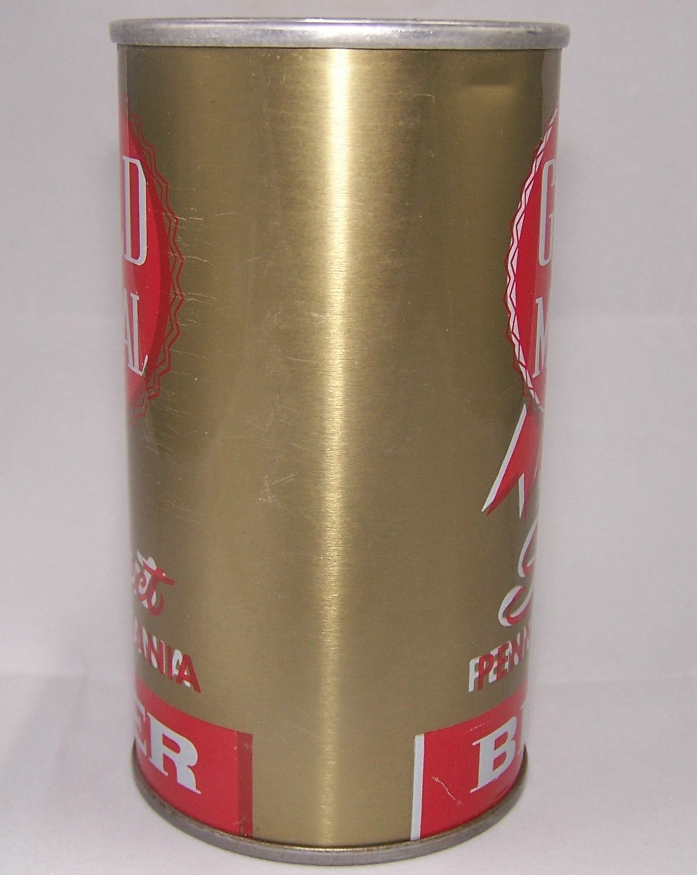 Gold Medal Select Pennsylvania Beer, (Enamel) USBC II 69-35, Grade A1+ Sold on 2/02/18